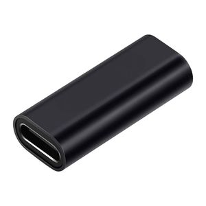 Adaptador Coolbox GMobile 222USB-C hembra a hembra, conecta y extiende dos cables Tipo-C, carga o transferencia, diseño compacto y resistente, negro